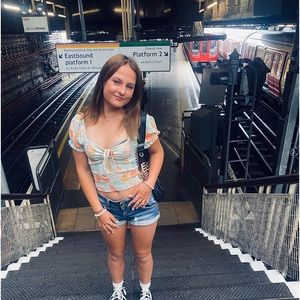 Meet your Posher, Raya